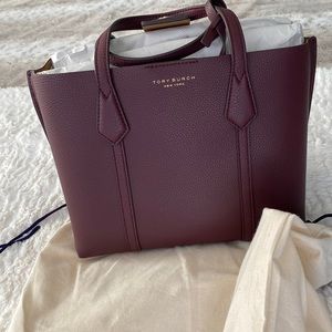 Tory Burch PERRY SMALL TRIPLE-COMPARTMENT TOTE BAG
